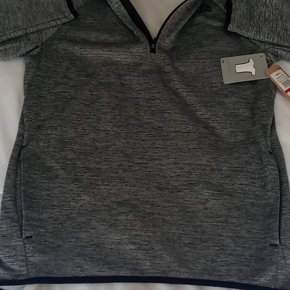 Mens Reebok pull over - Picture 5 of 5